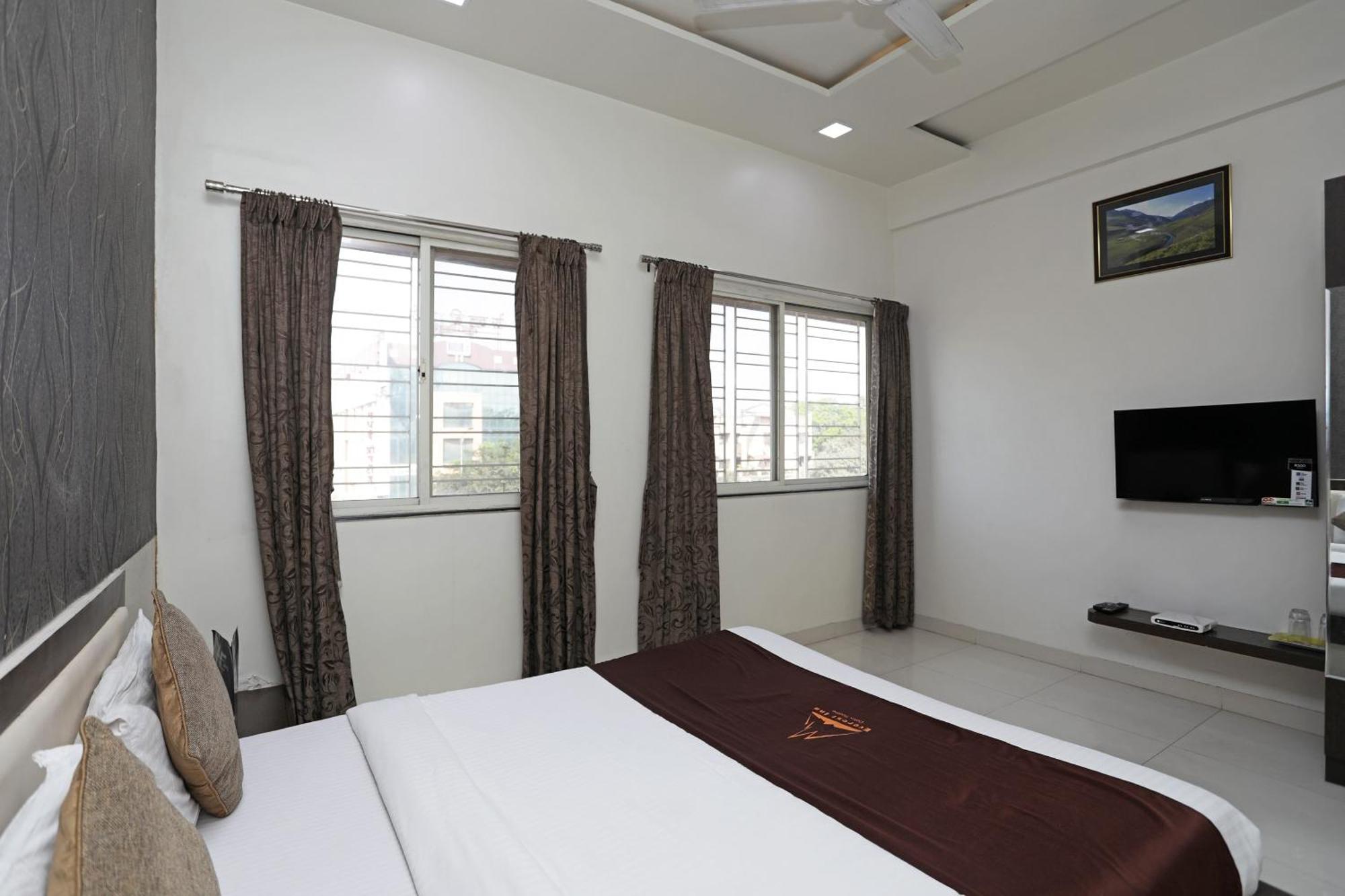 Hotel O Everest Inn Hotel Pune Ngoại thất bức ảnh