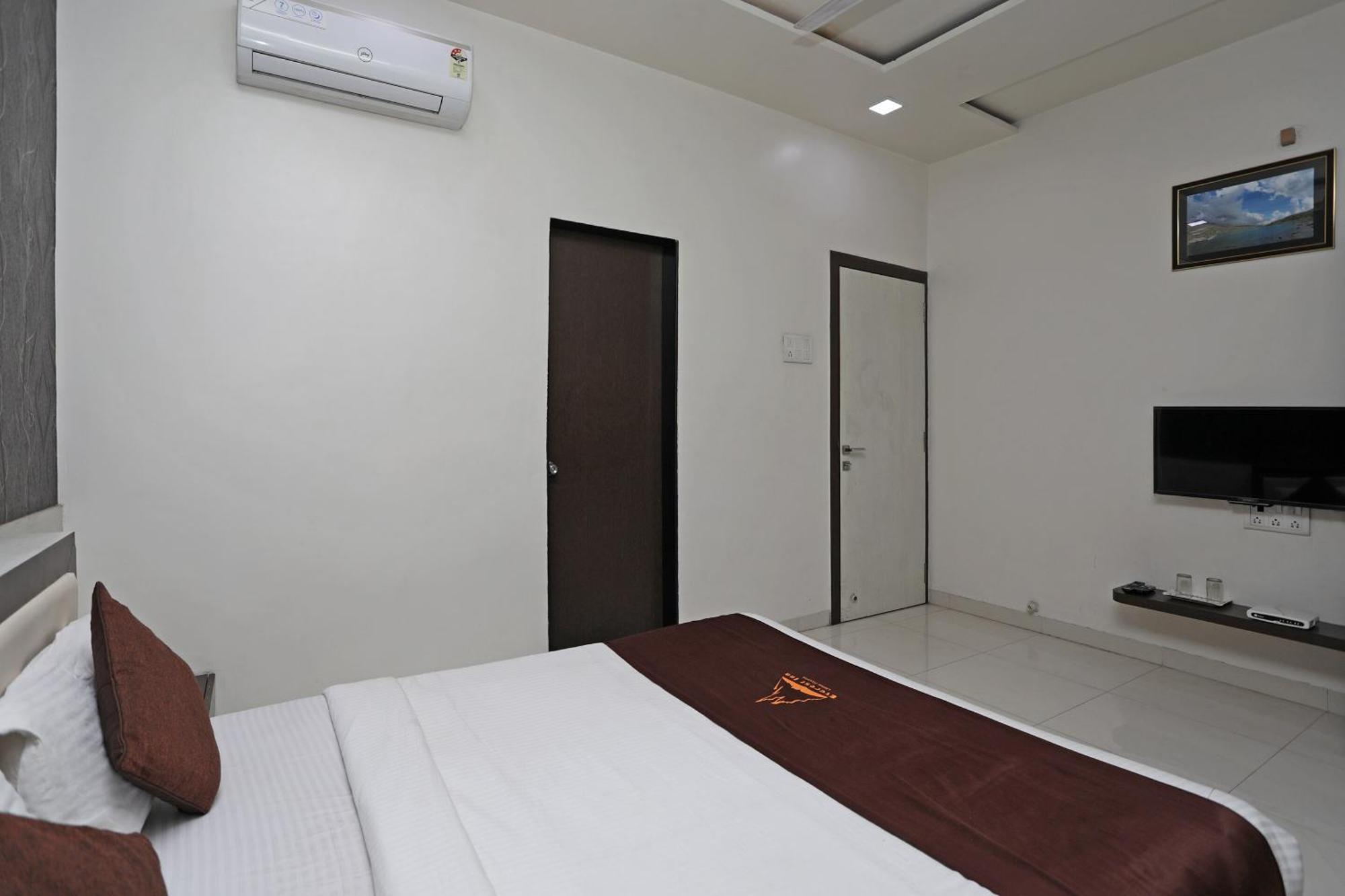Hotel O Everest Inn Hotel Pune Ngoại thất bức ảnh